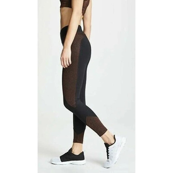 Koral Curve Mid Rise Glow Crop Legging Black Bronze Quartz - Picture 1 of 7